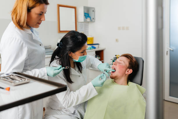 Best Dentist for Tooth Abscess  in Parkston, SD